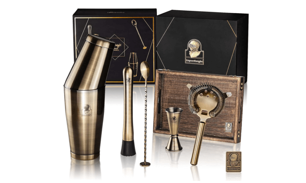 Cocktail Shaker Set In Vintage Bronze